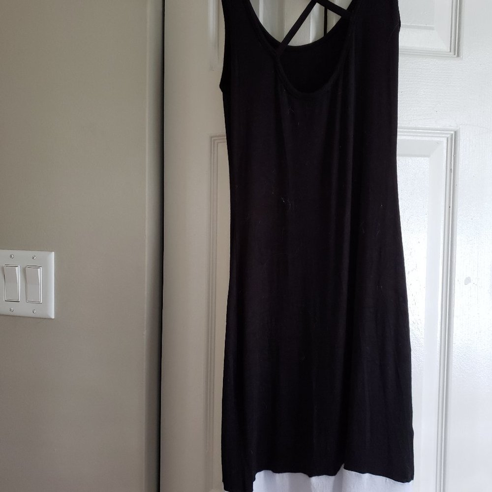 Dress - Picture 2 of 5